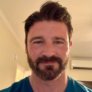 Meet your Posher, Travis